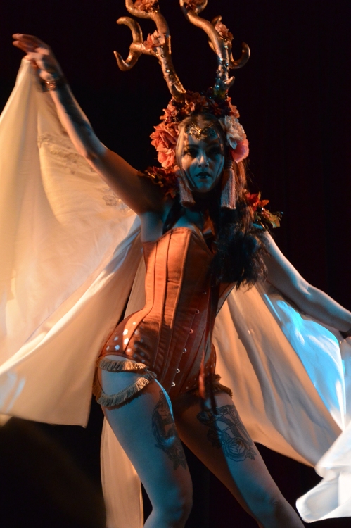 Daisy Lovelace, performing at Twisted Cabaret